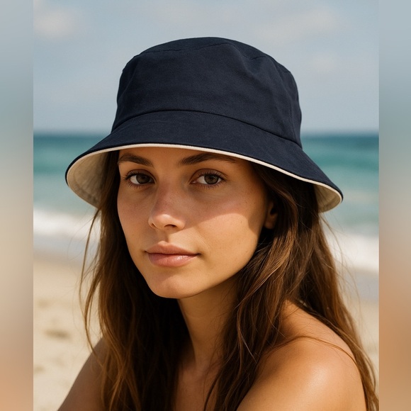 Helen Kaminski Black 100% Cotton Bucket Hat Medium